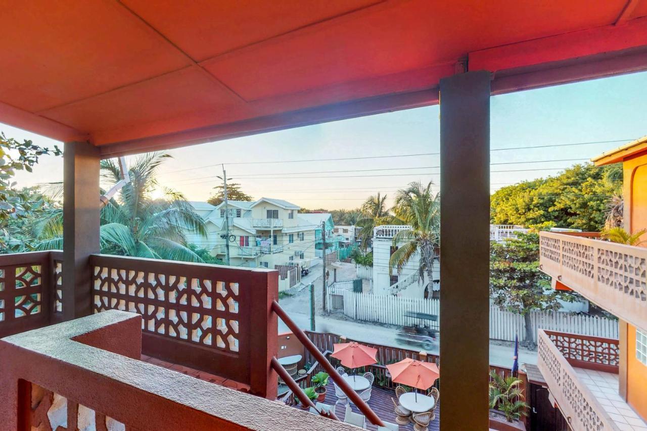 סן פדרו Hummingbird Home Suites מראה חיצוני תמונה